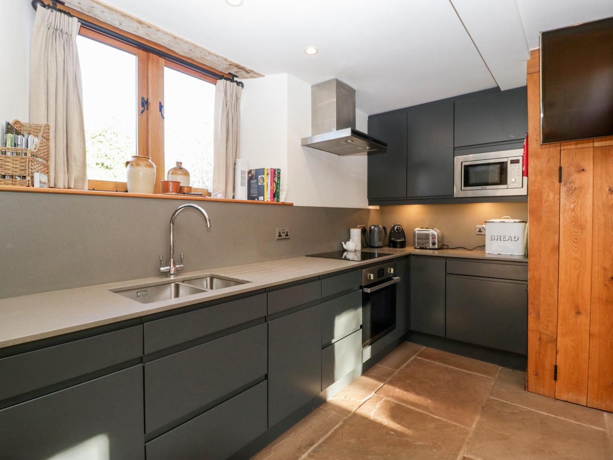 Barn Cottage Леминстер Экстерьер фото